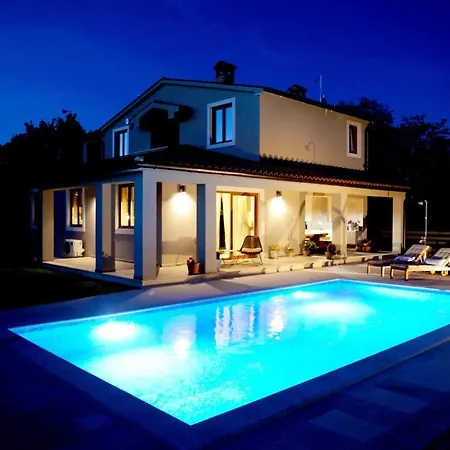 Stoje - Mit Beheiztem Pool *